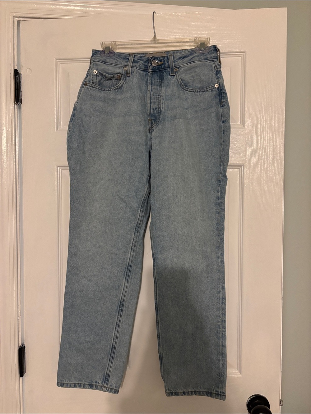 Everlane High-Rise Straight Leg Jeans in Light Blue Denim